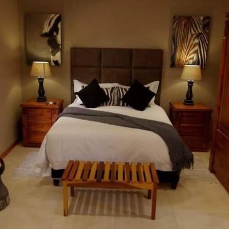 Meyers Guesthouse Jwaneng Εξωτερικό φωτογραφία