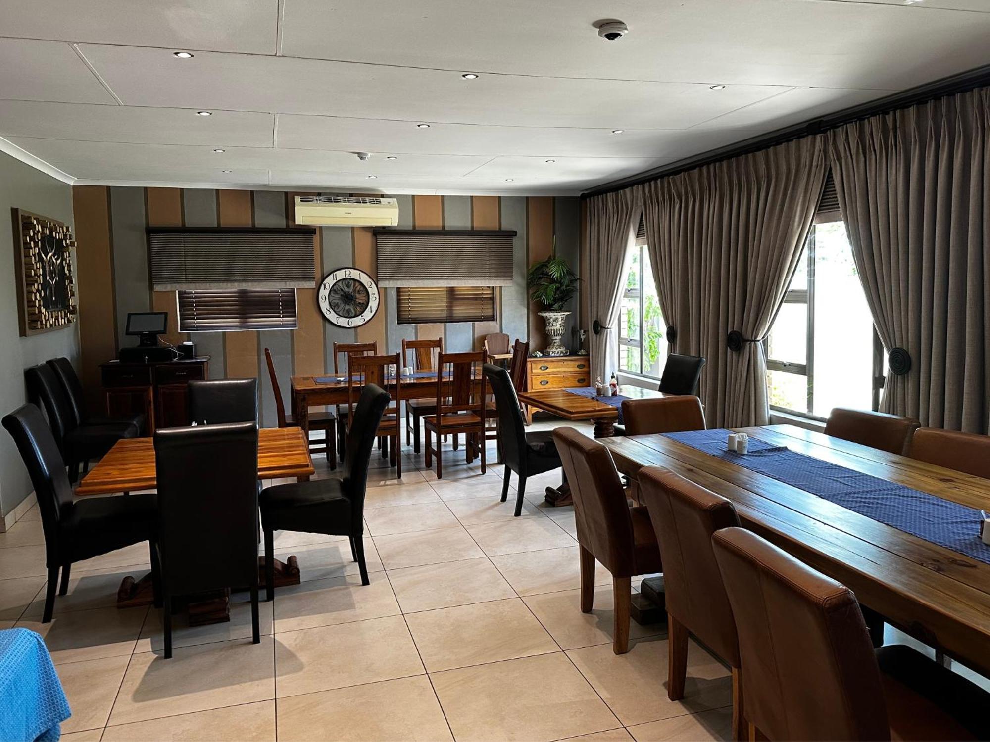 Meyers Guesthouse Jwaneng Εξωτερικό φωτογραφία